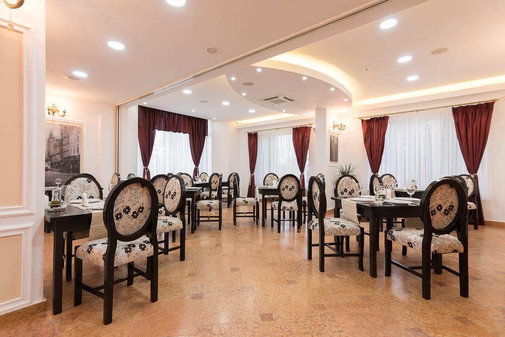 Athos R.m.t. Cluj-Napoca