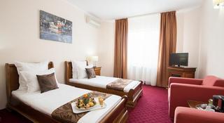 Athos R.m.t. Hotel