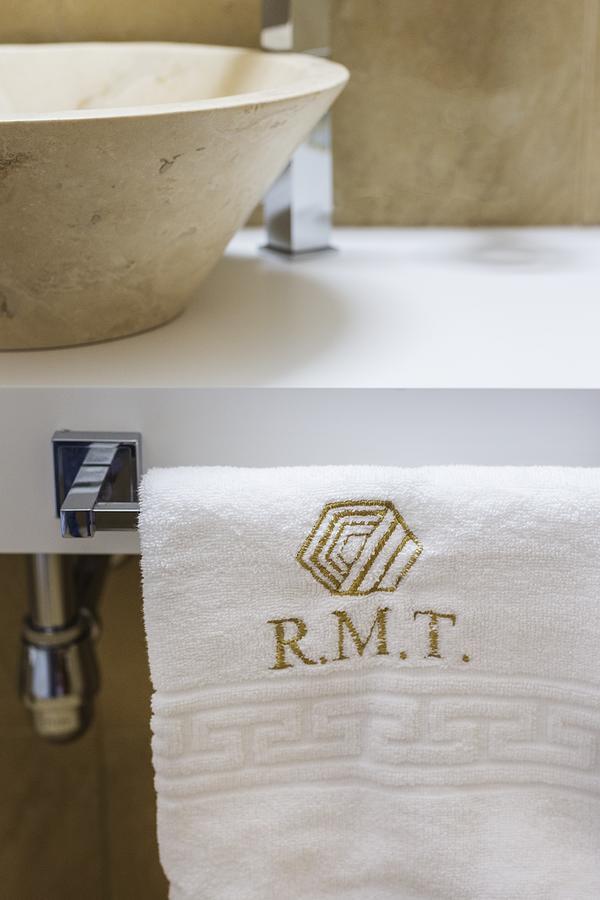 Hotel Athos R.m.t. 4*
