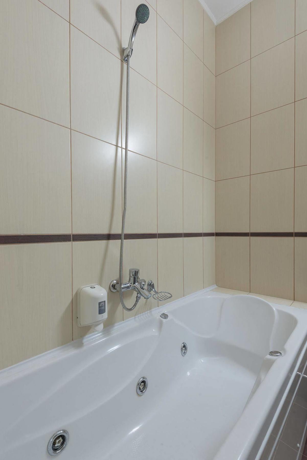 Hotel Athos R.m.t. Cluj-Napoca
